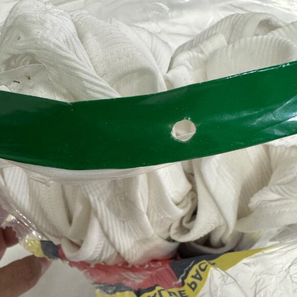 Hanes 2XL Pack of 6 Tagless Tanks - Picture 3 of 3